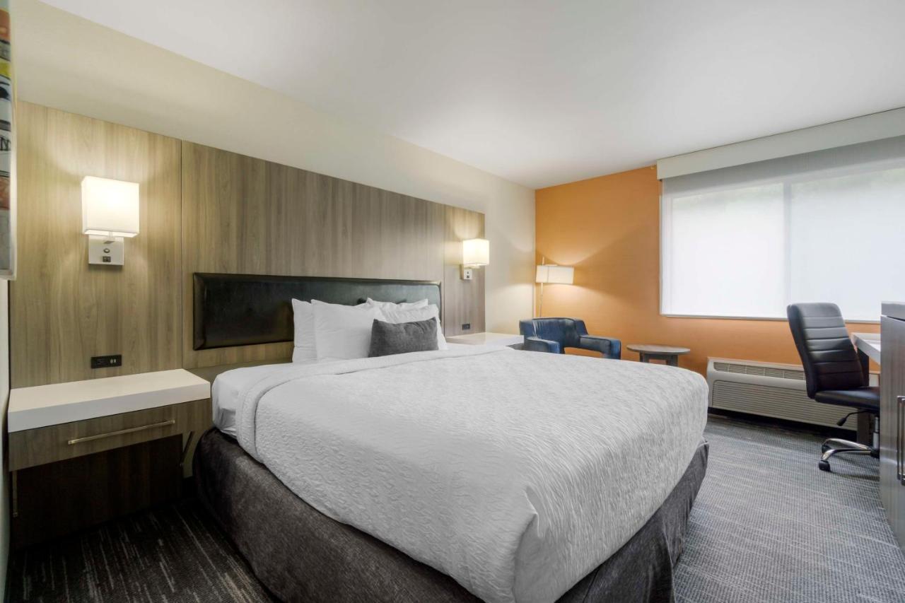 Best Western Plus Renton Inn Екстер'єр фото